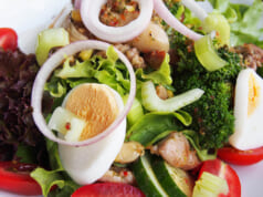 Roast Beef With Thyme and Fennel Crust